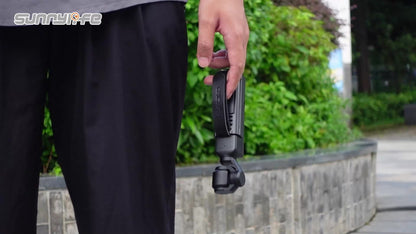 Compatible with DJI Pocket 3, This Portable Hand Strap Features a Cold Shoe Expansion, Protective Frame, Extended Handle, And Safeguards Against Loss And Drops. (Camera Not Included)